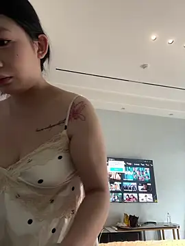 shuyuanli445 online show from 05/24/26, 08:19