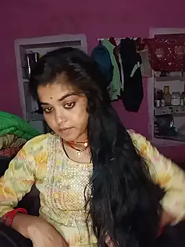 Snapshot of Mahi_Love0143 chatting on 07/29/26, 02:37 Mahi Love0143 online show from 07/29/26, 02:37