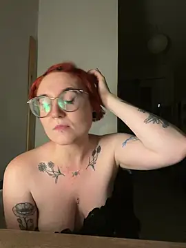Snapshot of Myssevelyn chatting on 07/01/26, 11:37 Myssevelyn online show from 07/01/26, 11:37