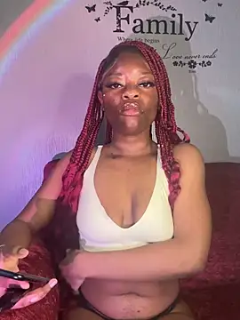 Cleosweetiex online show from 05/12/26, 07:22