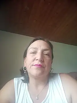 Snapshot of dangerous_milf chatting on 07/11/26, 07:05 dangerous milf online show from 07/11/26, 07:05