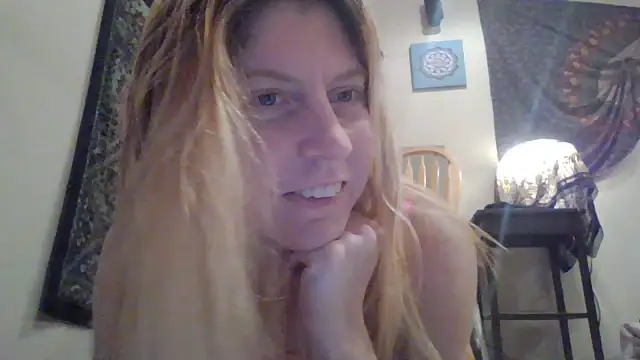daddys girl333 online show from 07/18/26, 02:38