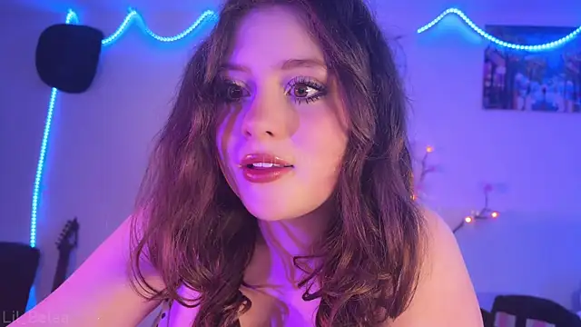 Snapshot of Lil_Belaa chatting on 06/21/26, 01:19 Lil Belaa online show from 06/21/26, 01:19