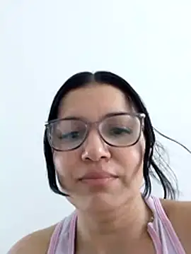 Snapshot of Casandra_inthemorning chatting on 05/28/26, 01:08 Casandra inthemorning online show from 05/28/26, 01:08