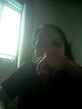Vieekee online show from 05/21/26, 01:34
