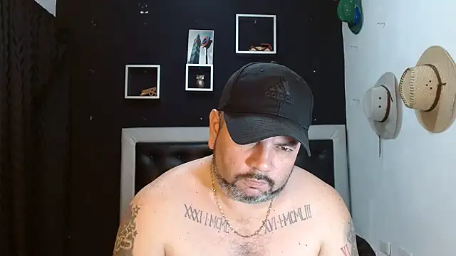 perverseveteranmanxxx online show from 02/01/25, 01:23