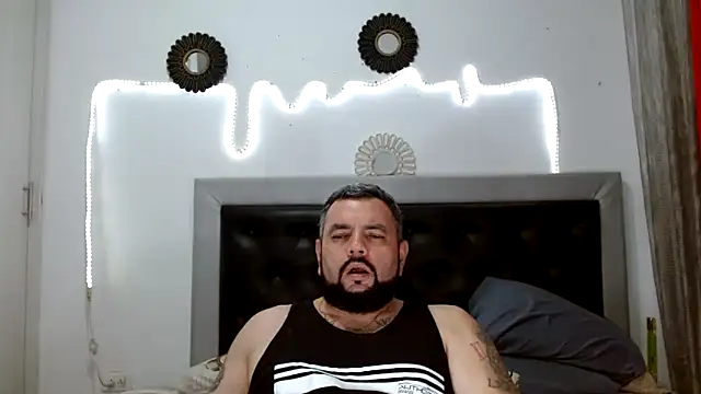 perverseveteranmanxxx online show from 09/26/25, 04:16