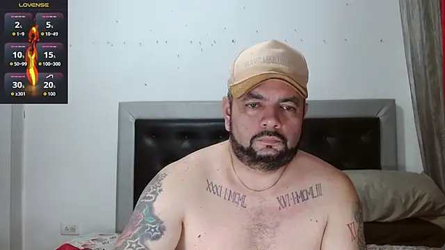 Snapshot of perverseveteranmanxxx chatting on 02/13/26, 03:35 perverseveteranmanxxx online show from 02/13/26, 03:35