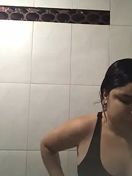 Snapshot of Cliaclara chatting on 07/06/26, 04:09 Cliaclara online show from 07/06/26, 04:09