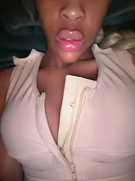 Snapshot of Africandollxxx chatting on 07/14/26, 01:08 Africandollxxx online show from 07/14/26, 01:08