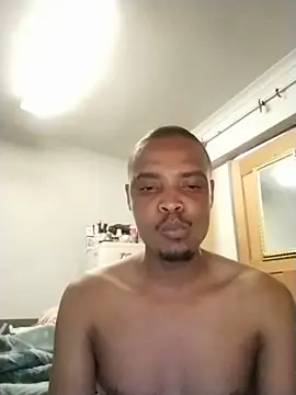 Snapshot of masterdick47 chatting on 05/20/26, 01:39 masterdick47 online show from 05/20/26, 01:39