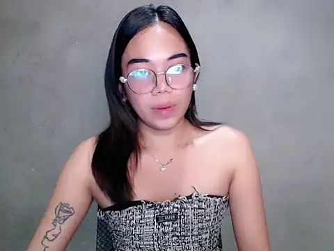 Snapshot of Urbabydollxxx chatting on 06/15/26, 06:21 Urbabydollxxx online show from 06/15/26, 06:21