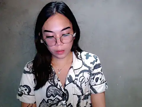 Snapshot of Urbabydollxxx chatting on 06/23/26, 02:15 Urbabydollxxx online show from 06/23/26, 02:15