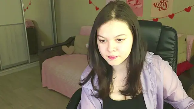 Snapshot of DelarySong chatting on 05/19/26, 06:14 DelarySong online show from 05/19/26, 06:14