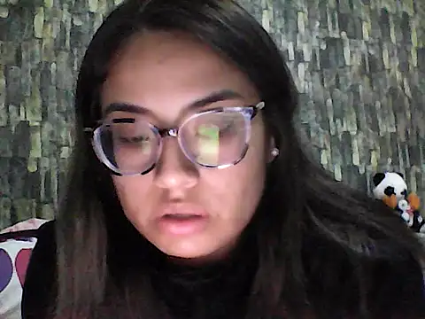 Snapshot of BabyCinnamon1 chatting on 06/23/26, 01:36 BabyCinnamon1 online show from 06/23/26, 01:36