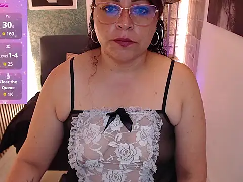 Snapshot of kamy_loort chatting on 05/12/26, 01:41 kamy loort online show from 05/12/26, 01:41