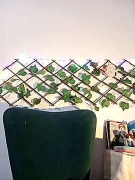 Snapshot of _dolliette_ chatting on 05/12/26, 03:42 dolliette online show from 05/12/26, 03:42