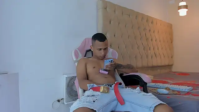 Supreme Badboy online show from 06/18/26, 04:46