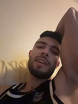 Snapshot of Z-man- chatting on 06/04/26, 11:33 Z-man- online show from 06/04/26, 11:33