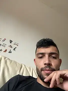 Snapshot of Z-man- chatting on 06/21/26, 02:41 Z-man- online show from 06/21/26, 02:41