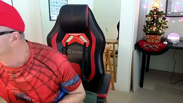 Snapshot of hotdadbod chatting on 12/02/24, 09:06 hotdadbod online show from 12/02/24, 09:06