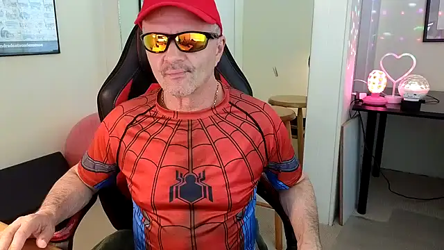 Snapshot of hotdadbod chatting on 01/05/25, 09:14 hotdadbod online show from 01/05/25, 09:14