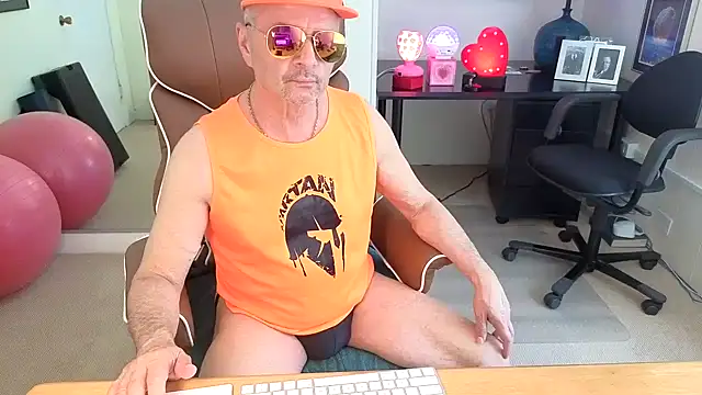 hotdadbod online show from 02/28/26, 09:38