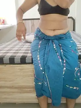 Snapshot of saina_baby chatting on 05/31/26, 06:53 saina baby online show from 05/31/26, 06:53