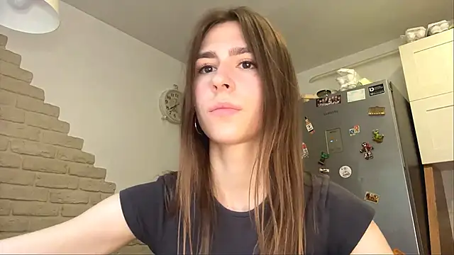 ZaraGuyette online show from 06/19/26, 05:12