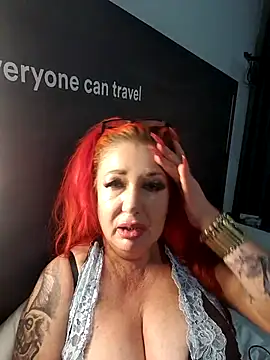Snapshot of AshleyGinger__ chatting on 06/05/26, 09:42 AshleyGinger online show from 06/05/26, 09:42