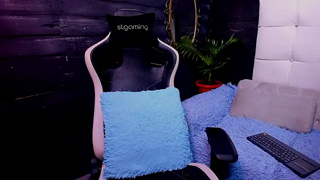 Victoria kyler online show from 05/16/26, 11:42