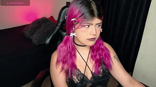 aurora winslow online show from 07/03/26, 10:27