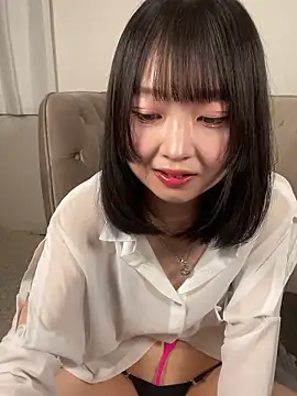 yu nya online show from 05/16/26, 04:31