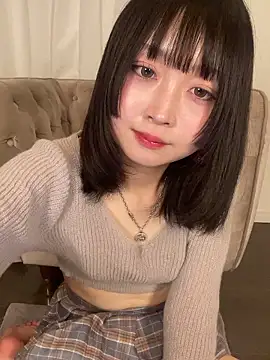 yu nya online show from 05/17/26, 05:49
