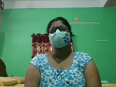 Kavya17 online show from 06/16/26, 09:12