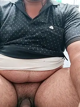 Snapshot of naturist786 chatting on 06/15/26, 03:36 naturist786 online show from 06/15/26, 03:36