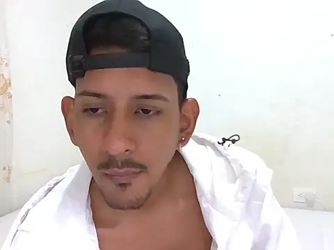 Snapshot of Matteo_Voss chatting on 05/19/26, 06:20 Matteo Voss online show from 05/19/26, 06:20
