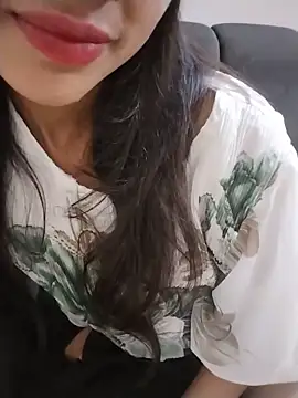 Snapshot of neha_singh0 chatting on 06/04/26, 08:37 neha singh0 online show from 06/04/26, 08:37