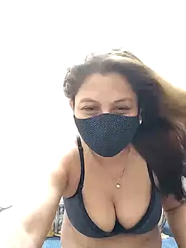 hot kiran2000 online show from 06/10/26, 07:57