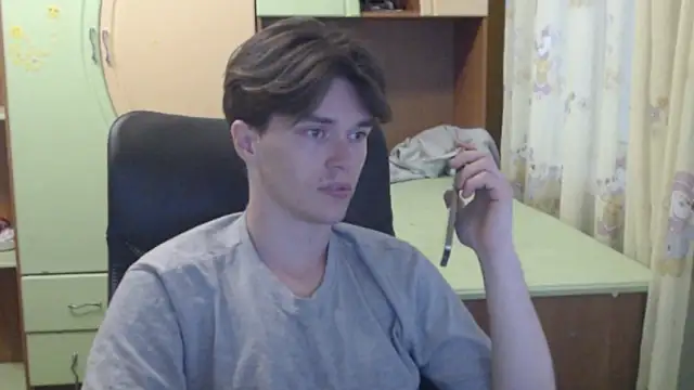 Snapshot of arthur___king chatting on 06/13/26, 01:09 arthur king online show from 06/13/26, 01:09