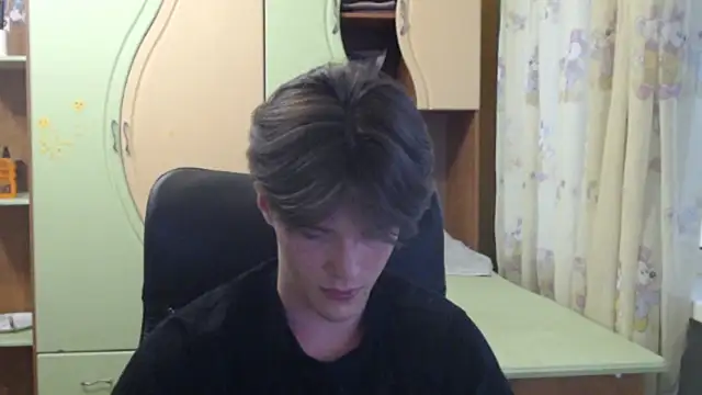 Snapshot of arthur___king chatting on 06/18/26, 01:04 arthur king online show from 06/18/26, 01:04