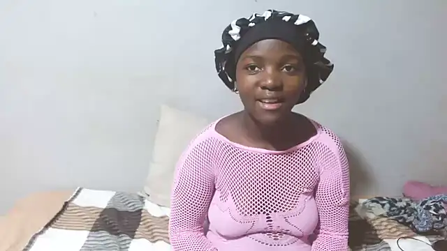 PunkinbuttXx05 online show from 05/24/26, 05:29