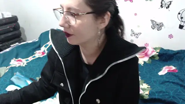 Snapshot of natasha_sex1 chatting on 10/21/25, 05:13 natasha sex1 online show from 10/21/25, 05:13