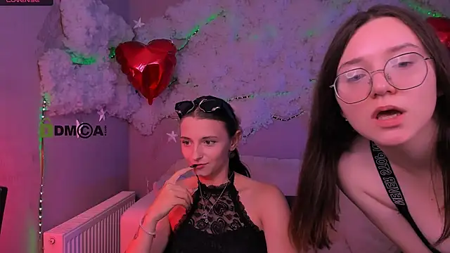 caroline honeyy online show from 07/16/26, 06:58