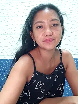 Snapshot of tinahturndo chatting on 05/16/26, 05:56 tinahturndo online show from 05/16/26, 05:56