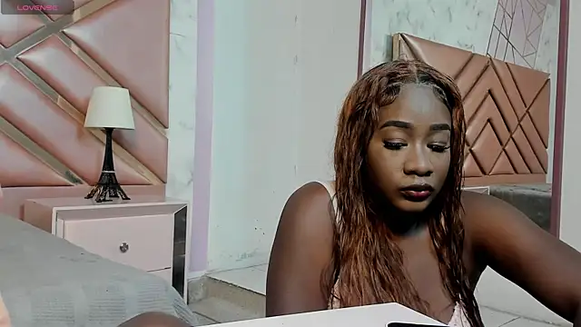 SophiaScottX online show from 05/21/26, 11:39