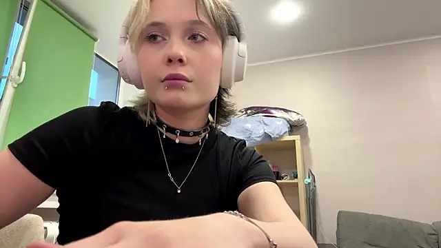 CuteLilit online show from 05/28/26, 05:10