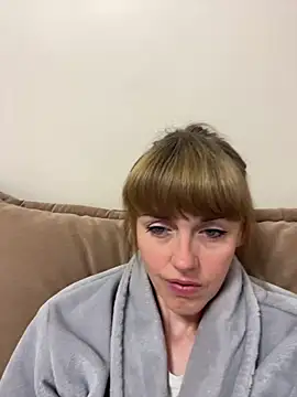 Kamilochka29511 online show from 05/28/26, 05:27