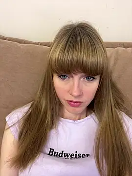 Kamilochka29511 online show from 06/11/26, 05:49