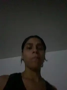 Snapshot of Saray_queen1 chatting on 07/01/26, 06:37 Saray queen1 online show from 07/01/26, 06:37